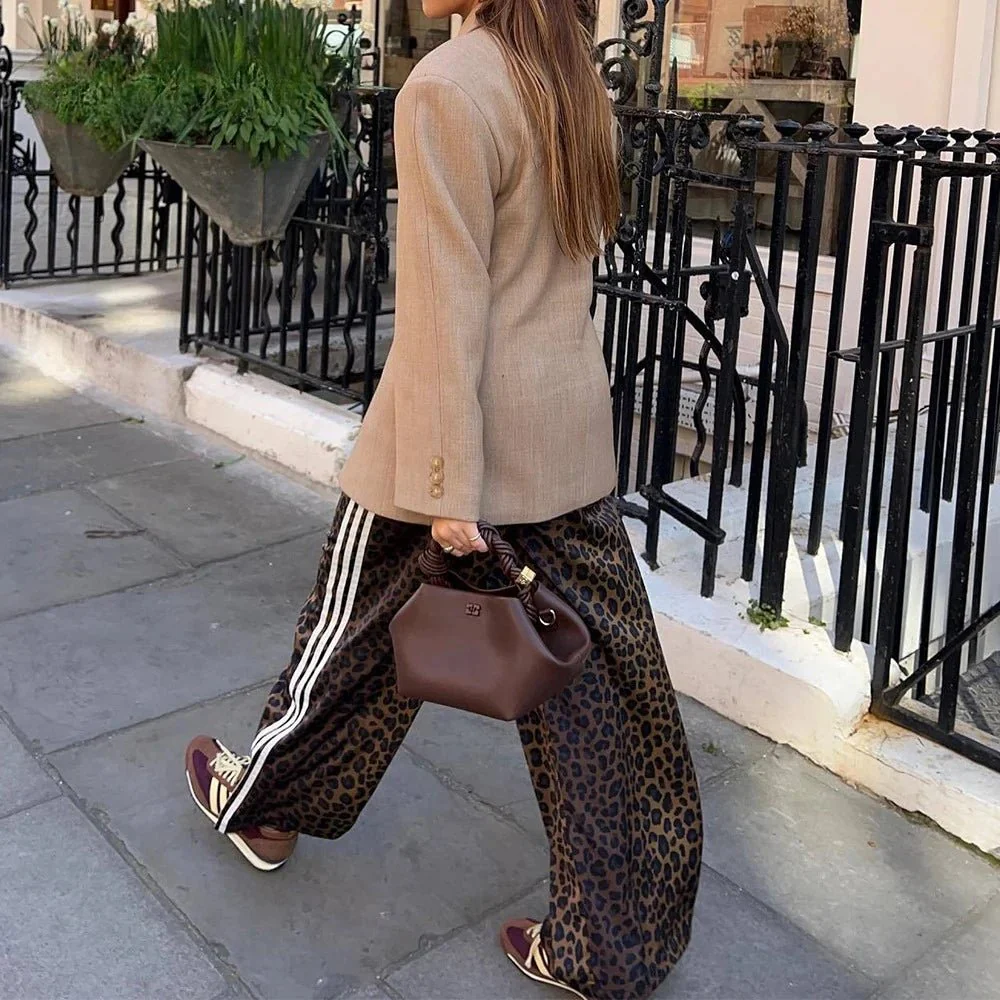 Abigail Blazer - Image 3