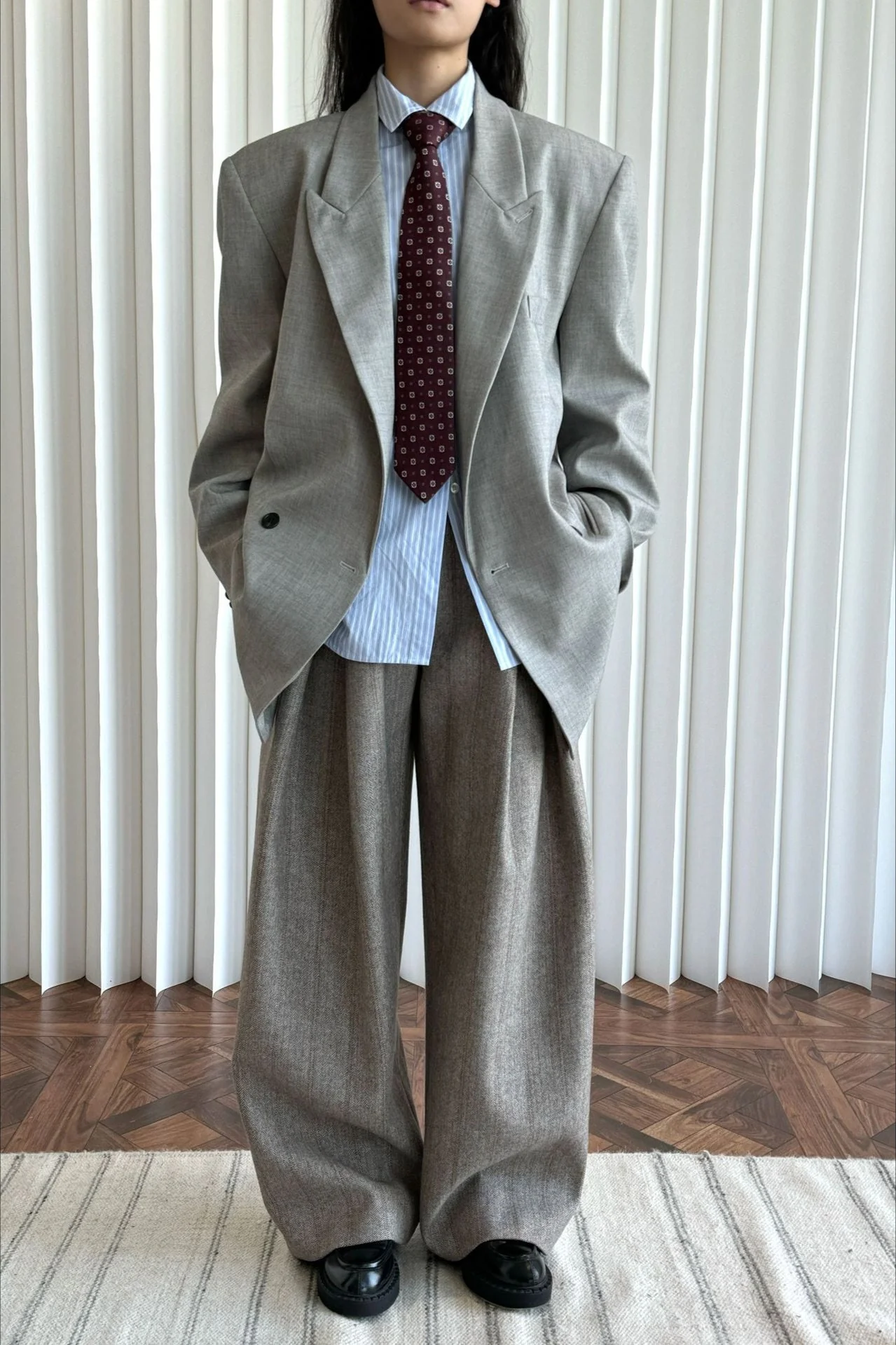 Akira Structured Shoulder Blazer - Image 3
