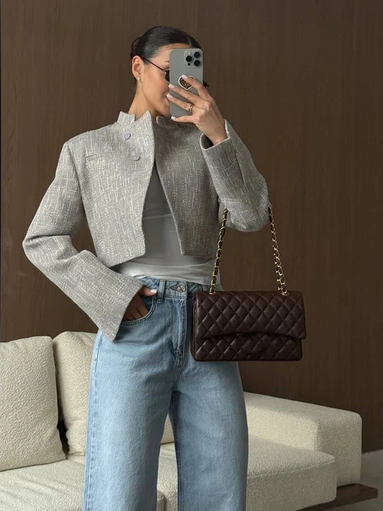 Anneliese Cropped Button-Front Blazer - Image 4