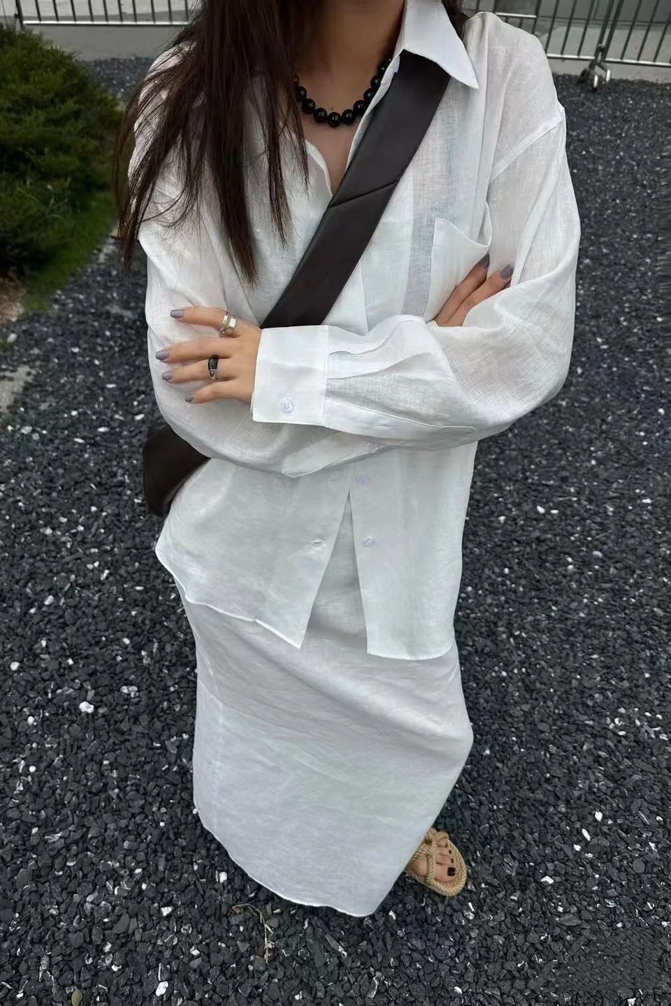 Beatrice Linen Loose Fit Long Sleeve Blouse - Image 3