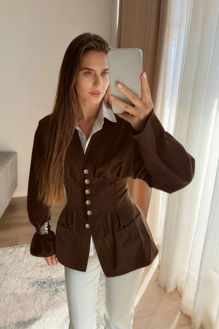 Beatrice Pleated Slim Vintage Waist Blazer - Image 4