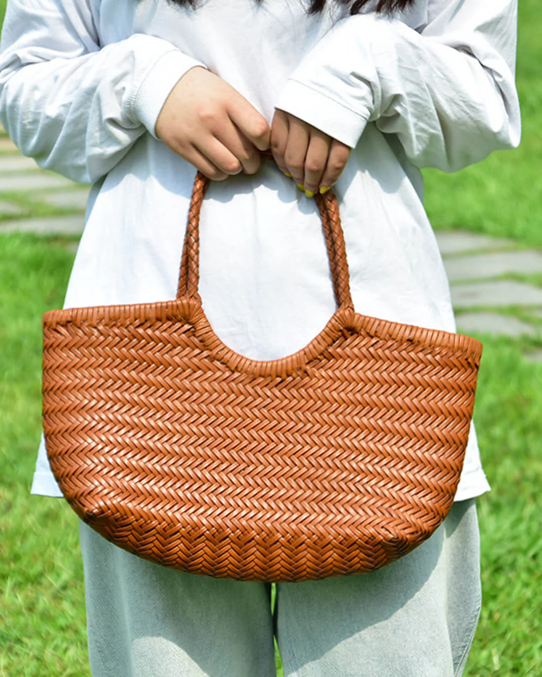 Beatrice Woven Leather Tote Bag - Image 8