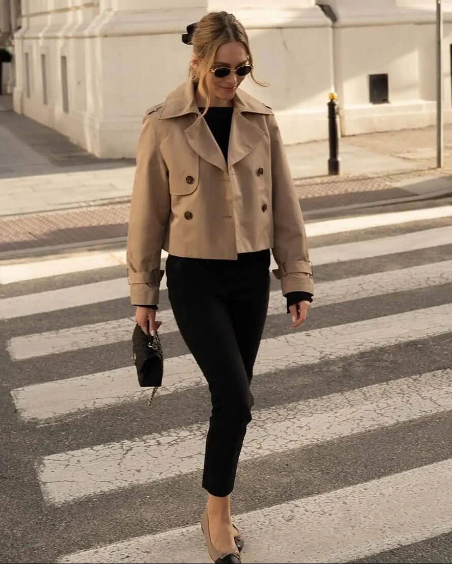Bellatrix Cropped Trench Coat - Image 3