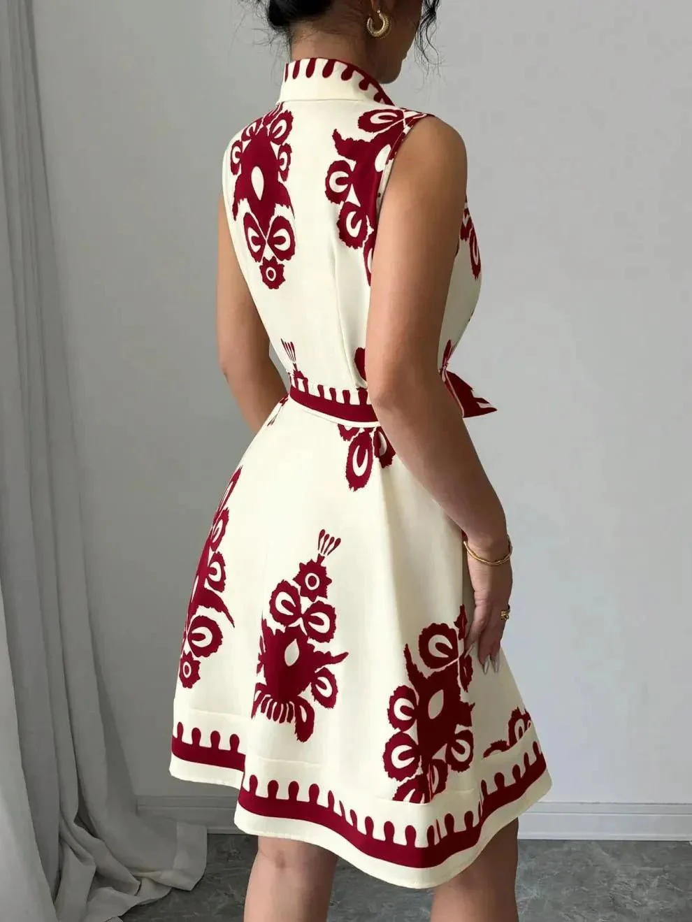 Bianca Butterfly Print Tie-Waist Midi Dress - Image 4