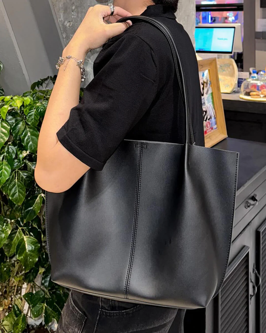 Calista Faux Leather Tote Bag - Image 3