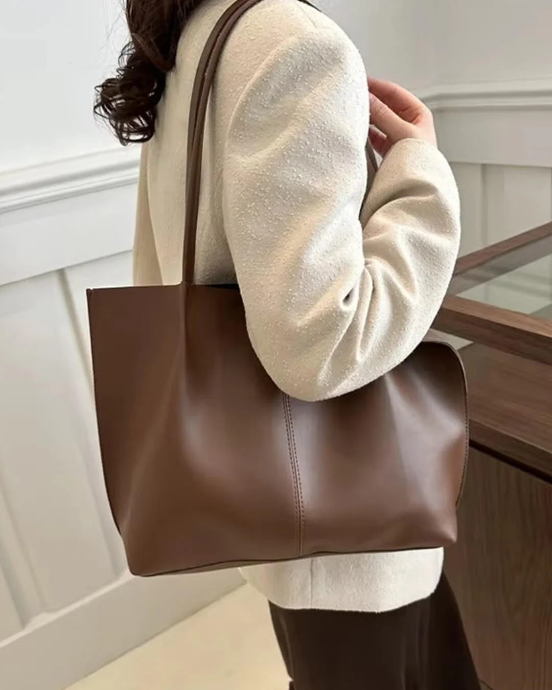 Calista Faux Leather Tote Bag - Image 6