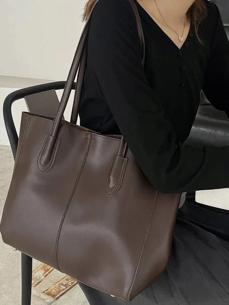 Cindy Tote Bag - Image 5