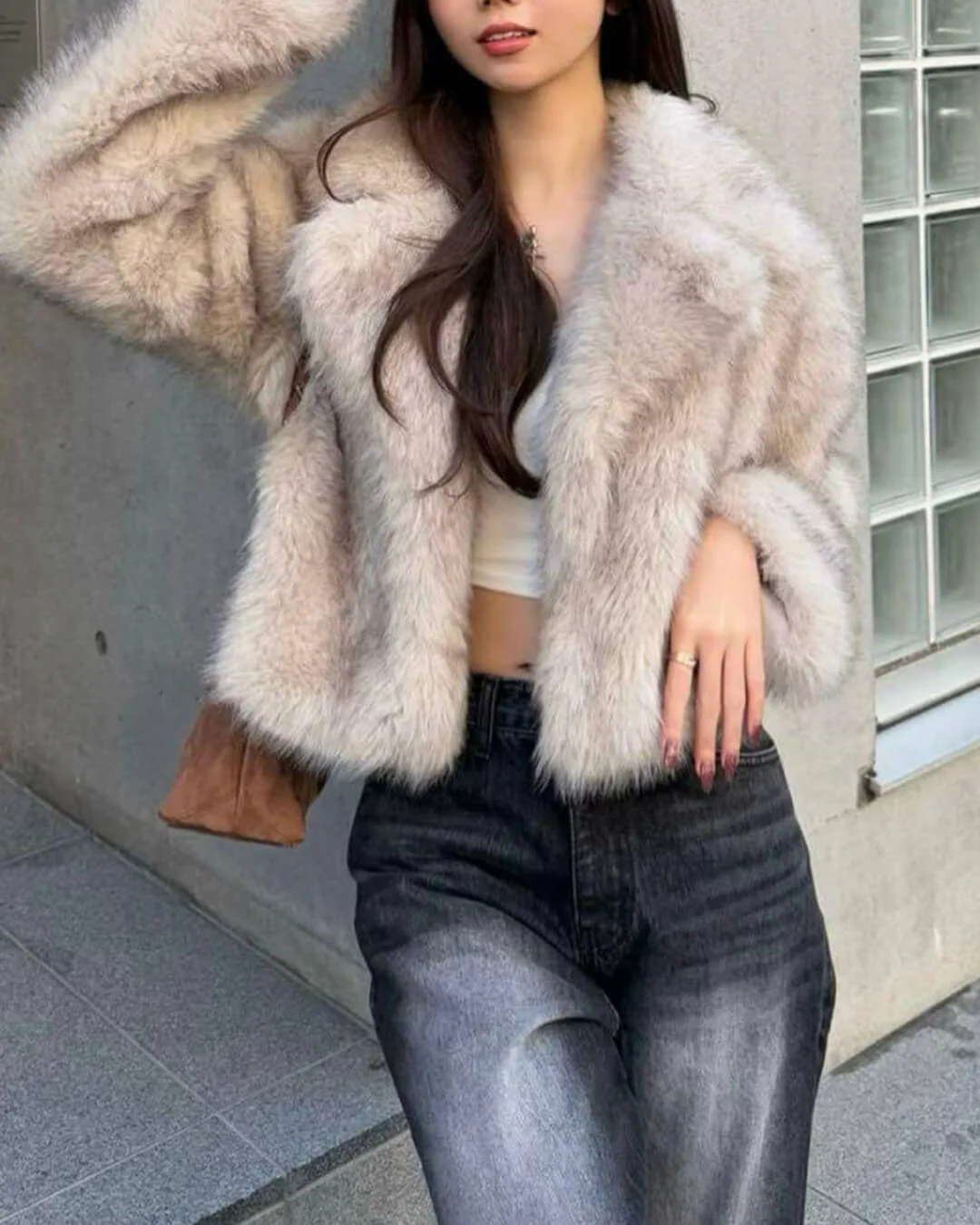 Darcy Cropped Faux fur Jacket - Image 3