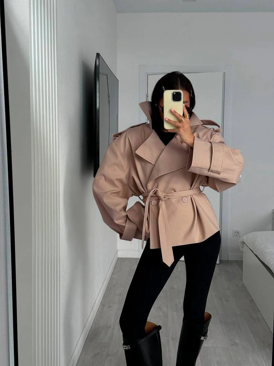 Dorothy Lace Up Short Trench Coat - Image 16