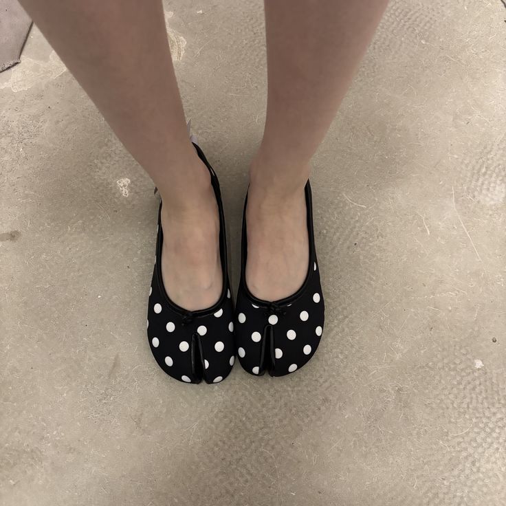 Elizabeth Split Toe Ballet Flats - Image 21
