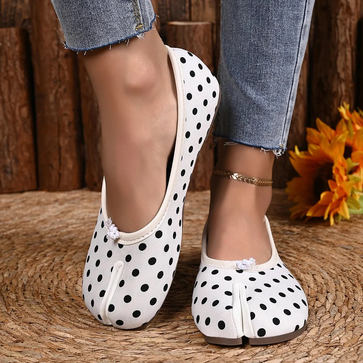 Elizabeth Split Toe Ballet Flats - Image 23