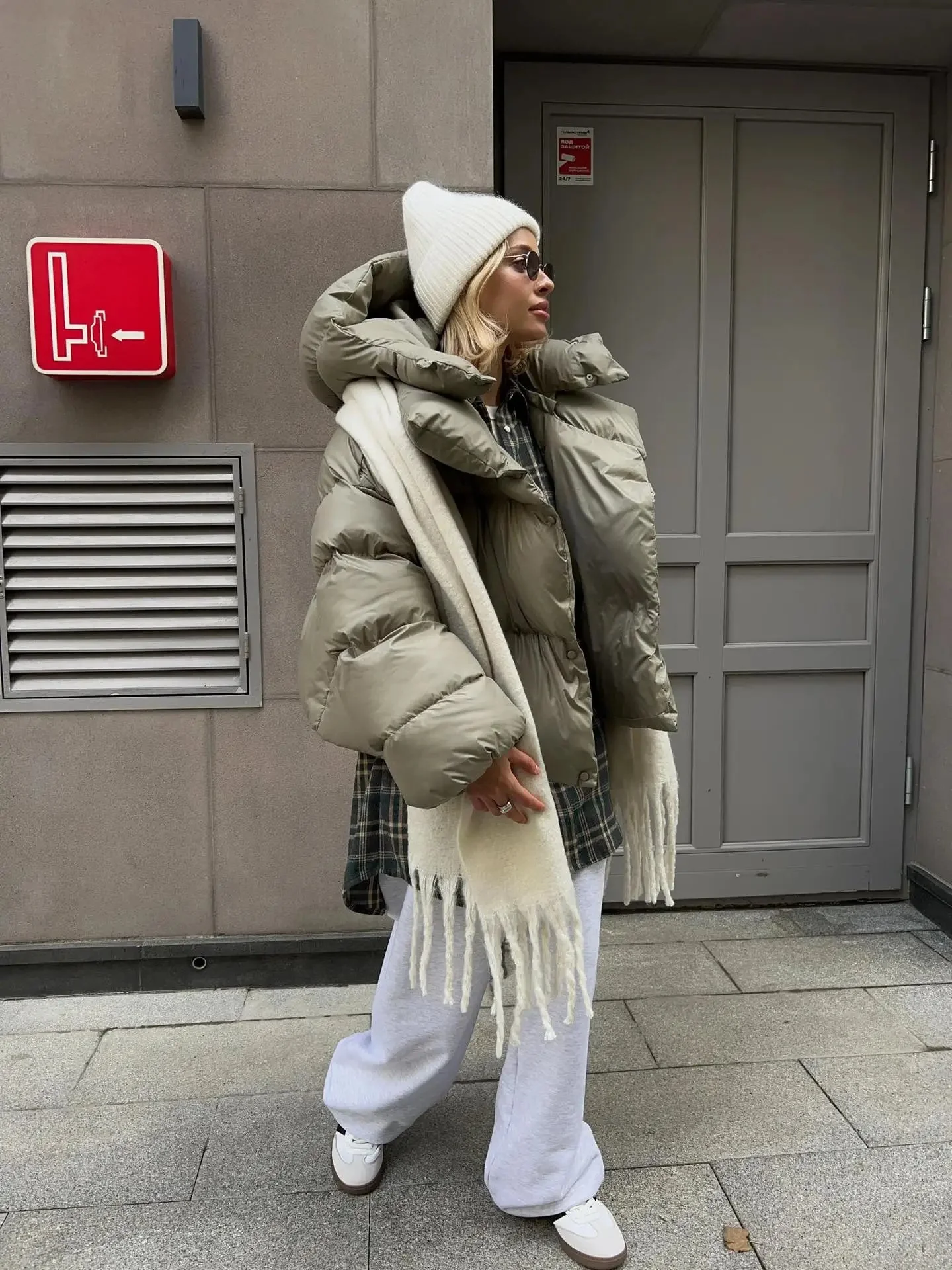 Jessy Puffer Jacket - Image 10
