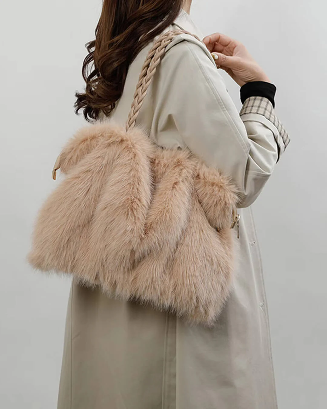 Loreen Faux Fur Tote Bag - Image 7