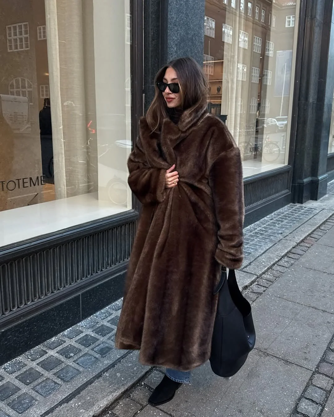 Lucie Faux Fur Maxi Coat - Image 4