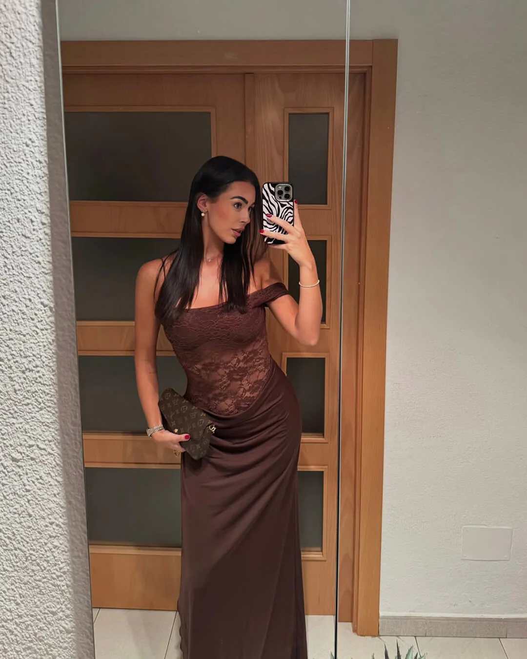 Olga One Shoulder Lace Maxi Dress - Image 3