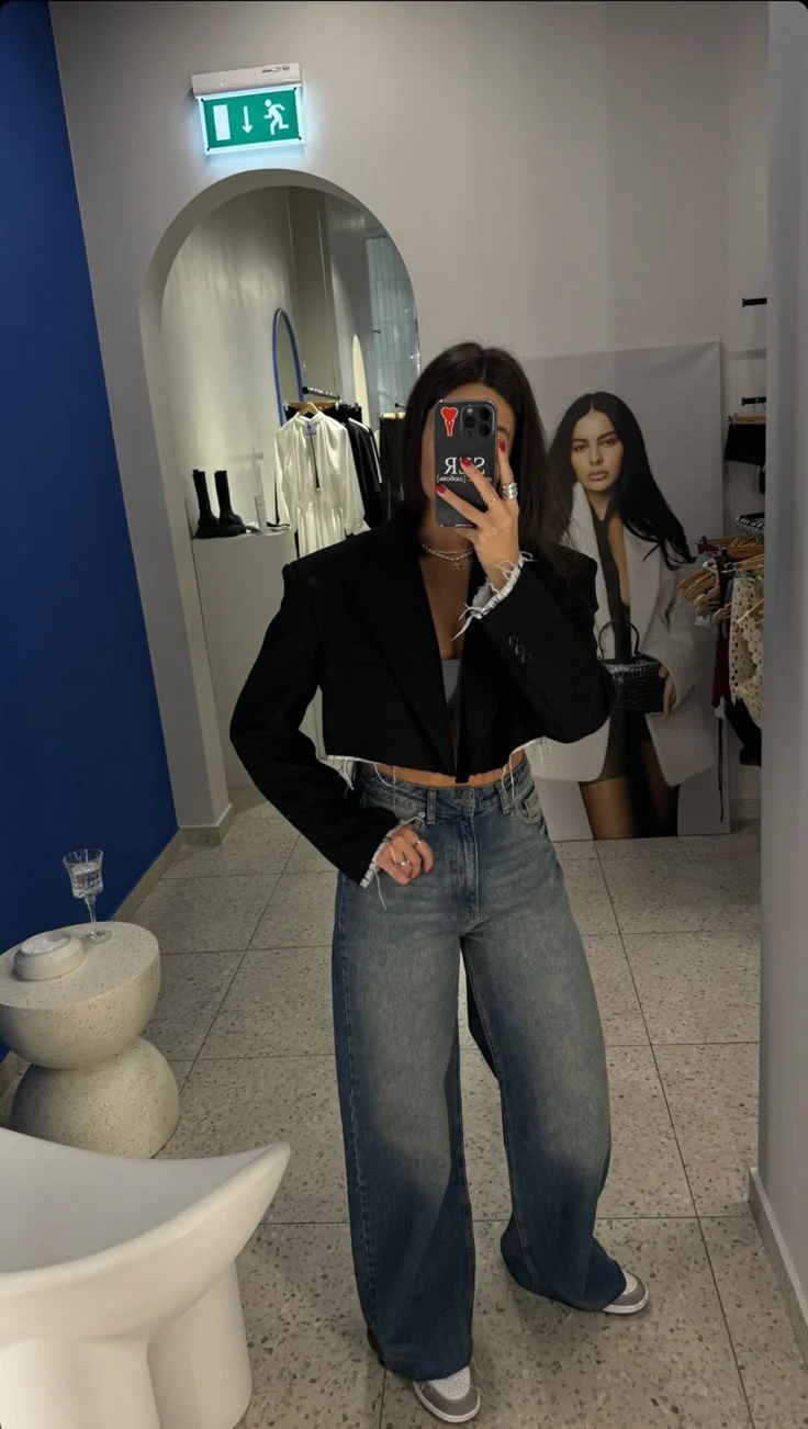 Olga Padded Cropped Suit Jacket - Image 10