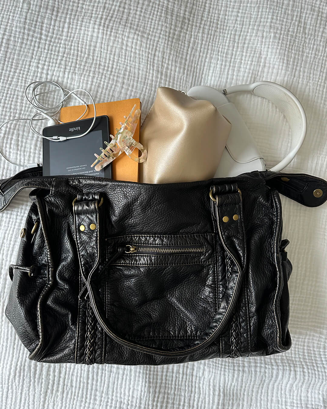 Tanja Shoulder Bag - Image 4