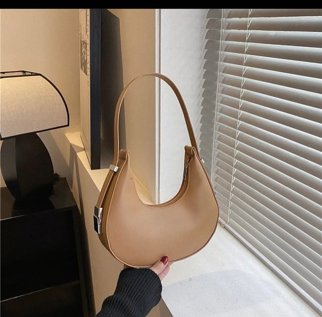 Tyla Leather Shoulder Bag - Image 4
